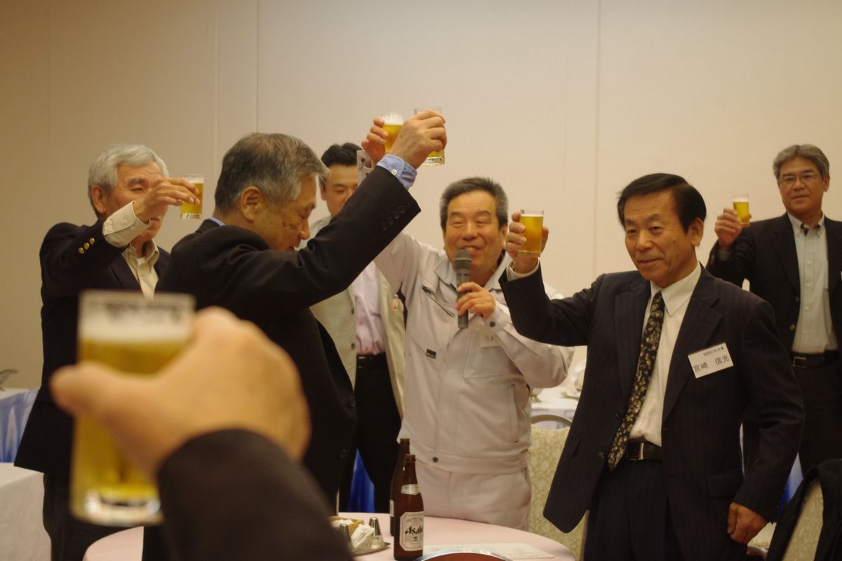 04kanpai.jpg