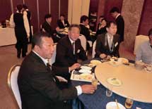 懇親会
