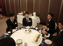 懇親会